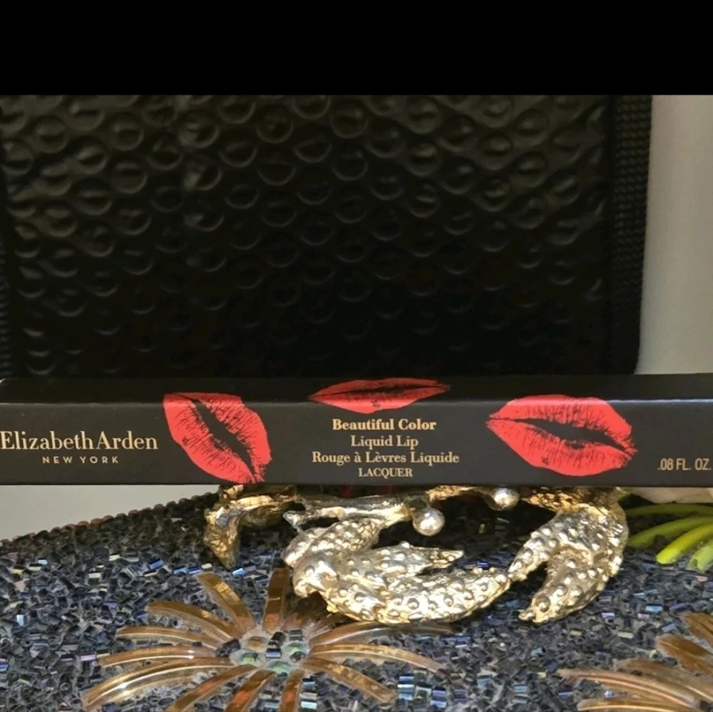 ​ Elizabeth Arden Beautiful Color Liquid Lip  Seductress
